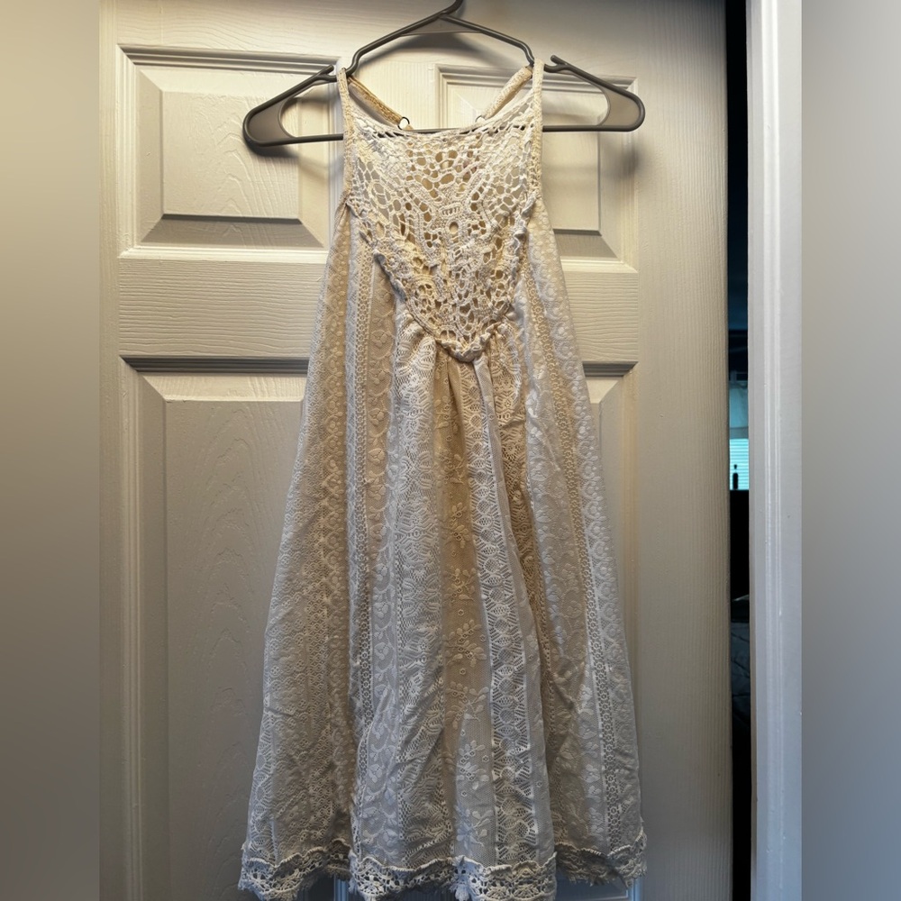Women's S crochet lace summer dress sleeveless mini cream